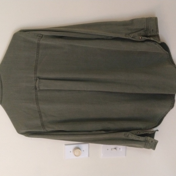 Anthropologie army green bronze metallic oversized shirt jacket size 8 - Picture 5 of 8